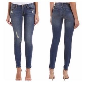 Cabi Distressed Curvy Skinny Jeans Size 10